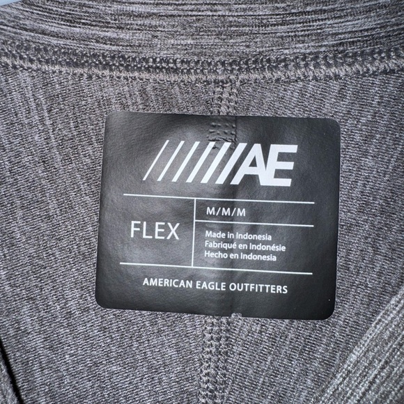 American Eagle Outfitters Gray Flex Top - Picture 2 of 3